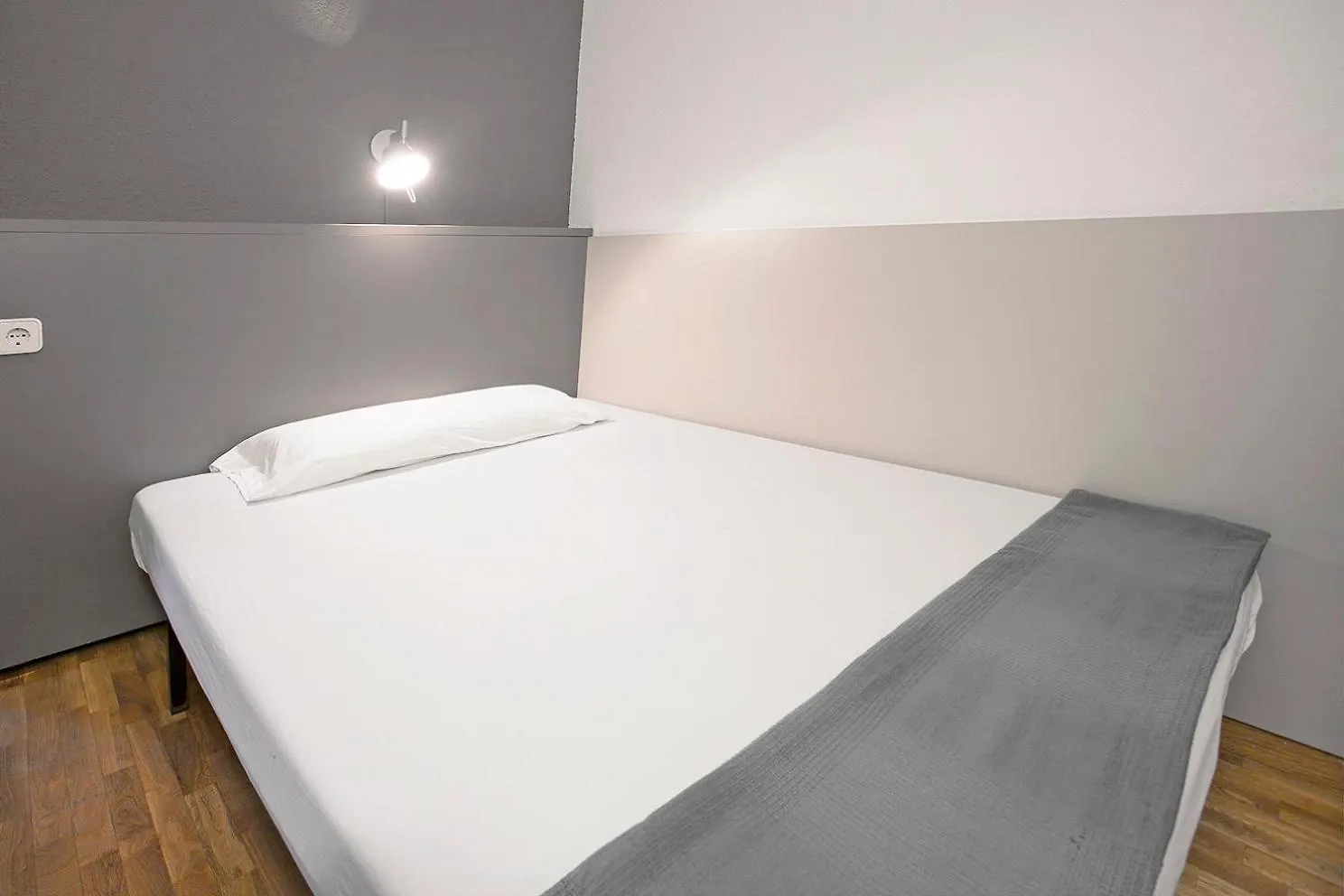 Sant Jordi Apartments Sagrada Familia Barcelone